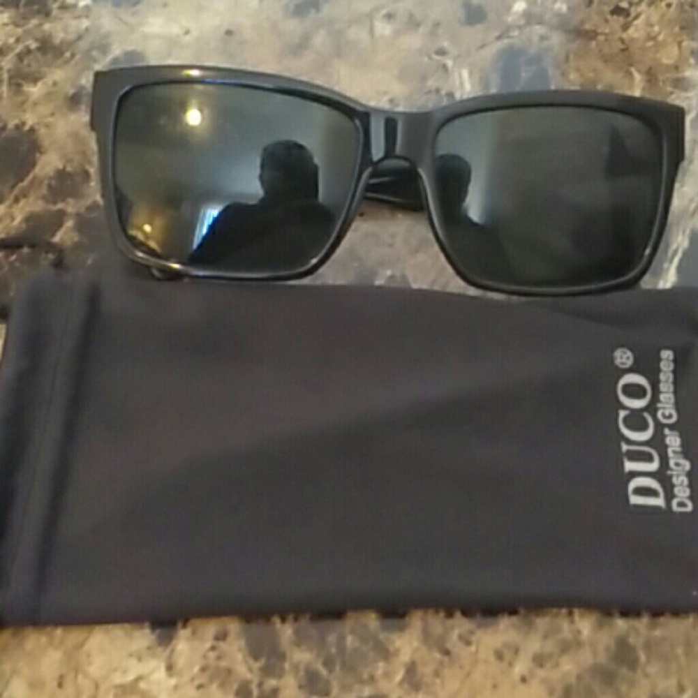 Black Vonzipper sunglasses with case